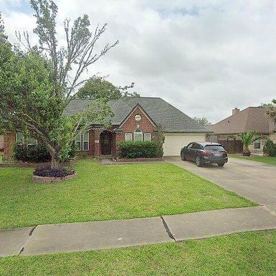 114 Audubon Woods Dr, Richwood, TX 77531