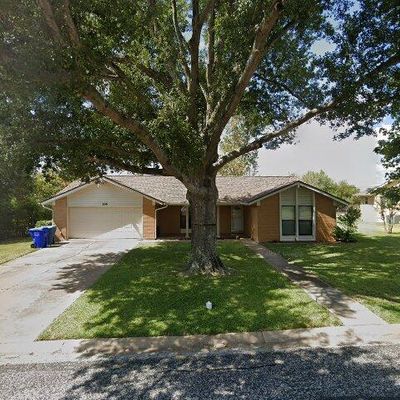 114 Plum Dr, Elgin, TX 78621