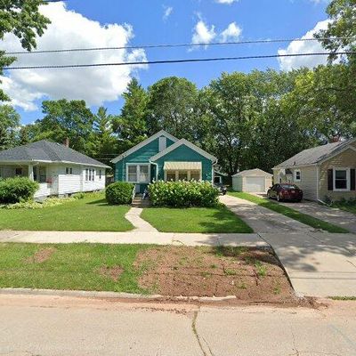 1141 13 Th Ave, Green Bay, WI 54304