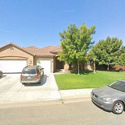 1325 S Mesa Oak St, Porterville, CA 93257