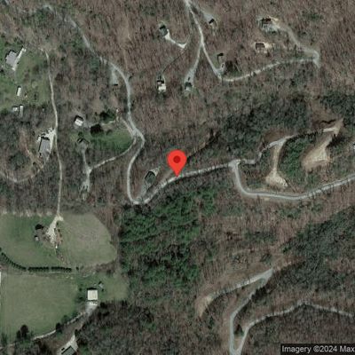 133 Lower Creek Crossing Rd, Bryson City, NC 28713