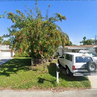 13305 2 Nd St E, Madeira Beach, FL 33708