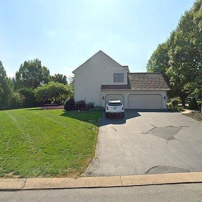 1346 Bryan Dr, Lancaster, PA 17601