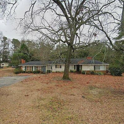 135 W Stewart St, Coats, NC 27521