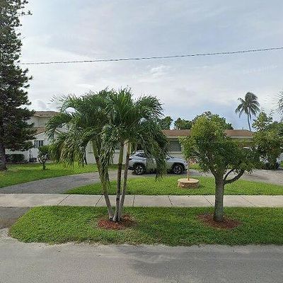 1350 Ne 172 Nd St, Miami, FL 33162