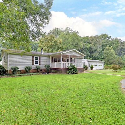 13542 Jones Town Dr, Ivor, VA 23866