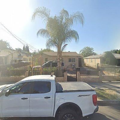 13720 Louvre St, Pacoima, CA 91331