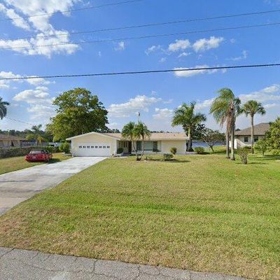 13826 River Forest Dr, Fort Myers, FL 33905