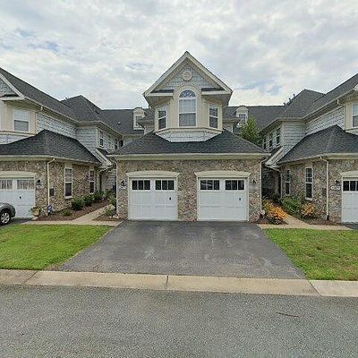 13875 Gullane Dr, Woodbridge, VA 22191