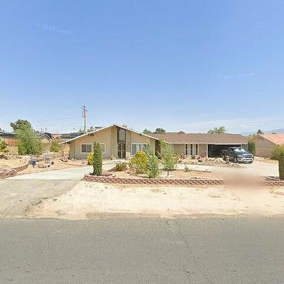 13897 Choco Rd, Apple Valley, CA 92307