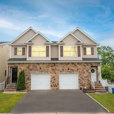 139 Longfellow St, Carteret, NJ 07008