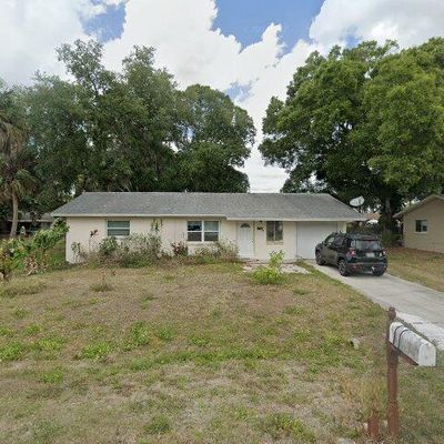 13914 Nassau St, Fort Myers, FL 33905