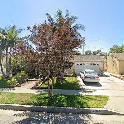 13927 Brightwell Ave, Paramount, CA 90723