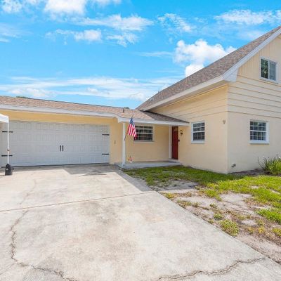 13937 85 Th Ter N, Seminole, FL 33776