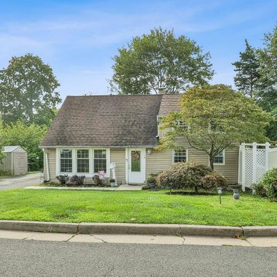 14 Linda Ave, Colonia, NJ 07067