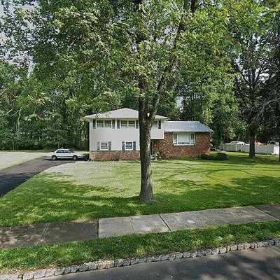 14 Stafford Ter, Parsippany, NJ 07054