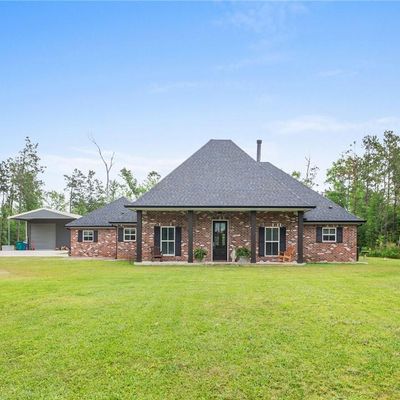 1402 Racca Rd, Sulphur, LA 70663