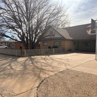 1406 E Tate St, Brownfield, TX 79316