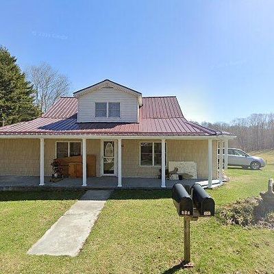 141 Firehouse Rd, Whitetop, VA 24292