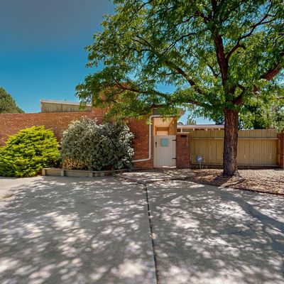 1428 Stanford Dr Ne, Albuquerque, NM 87106