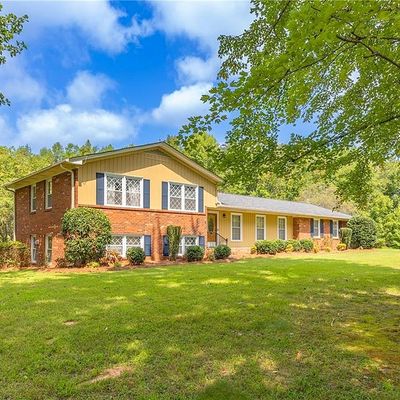 1431 River Rd, Stoneville, NC 27048