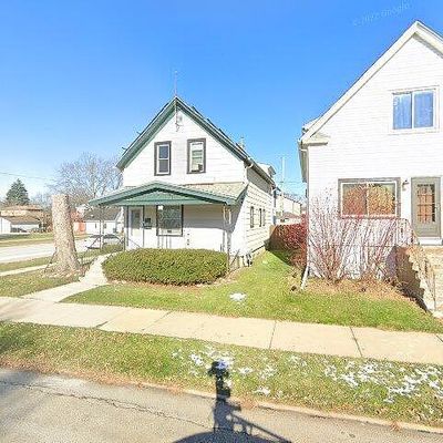 1434 Missouri Ave, South Milwaukee, WI 53172