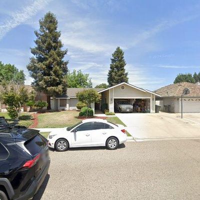 1248 Lincoln St, Tulare, CA 93274