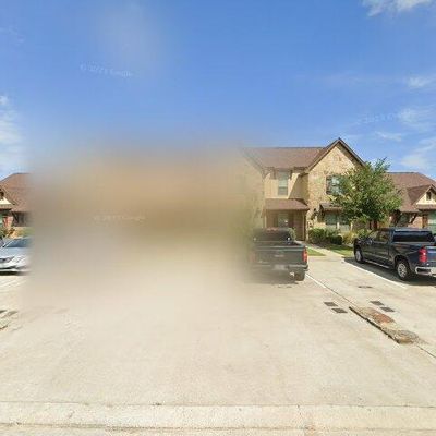 126 Armored Ave, College Station, TX 77845