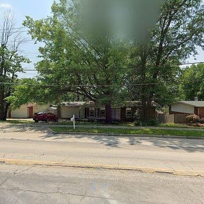 1267 Craig Rd, Saint Louis, MO 63146