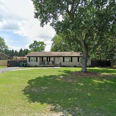 127 Daniel Dr, Leesville, SC 29070