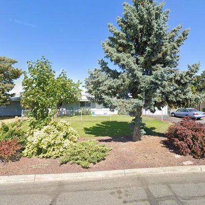 128 Schilling Dr, Moses Lake, WA 98837