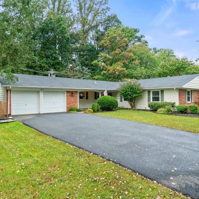 12825 Melville Ln, Fairfax, VA 22033