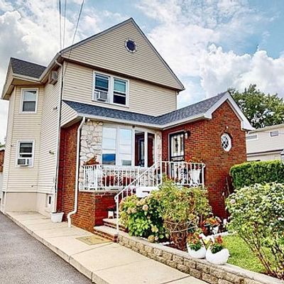 13 Kaufman Ave, Little Ferry, NJ 07643