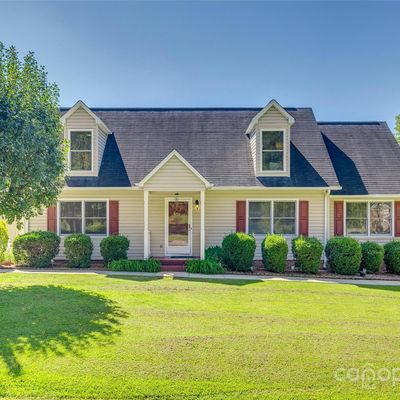 130 3rd Avenue, Conover, NC 28613