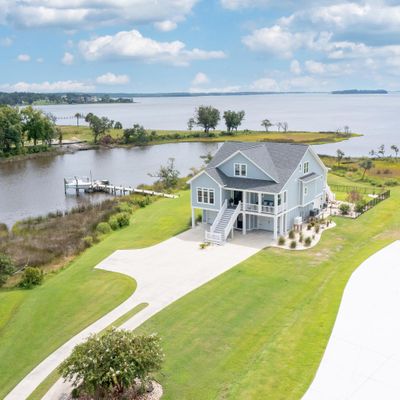 130 Lowery Ln, Swansboro, NC 28584