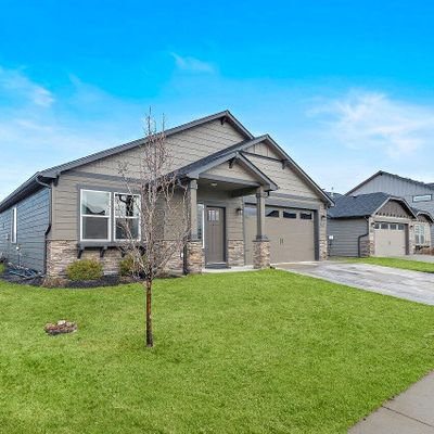 13019 N Loveland Way, Hayden, ID 83835