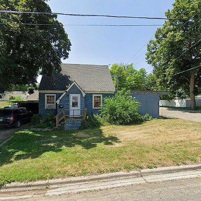 1302 Saint Joseph Ave, Albert Lea, MN 56007