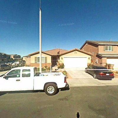 13030 Cerritos Ct, Hesperia, CA 92344