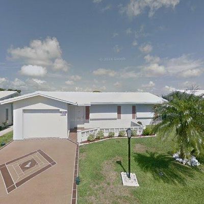 1305 Sw Lake Ct, Boynton Beach, FL 33426