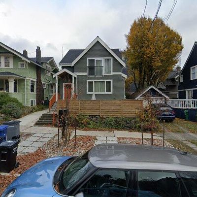 1310 3 Rd Ave W #B, Seattle, WA 98119