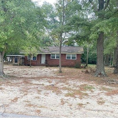 1315 Myrtle St, Hartsville, SC 29550