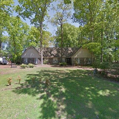 132 Creekwood Cir, Florence, AL 35630