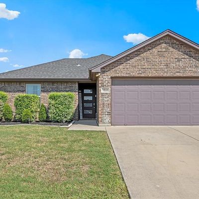 1533 Sunburst Dr, Fort Worth, TX 76140