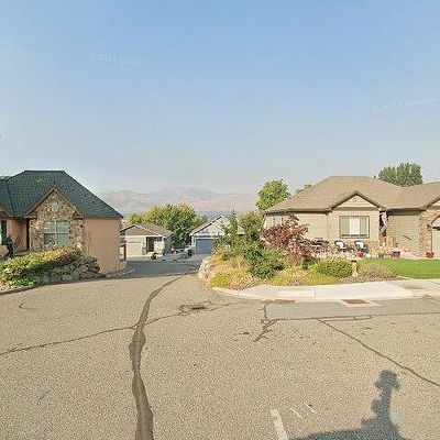 1537 N Anne Ave, East Wenatchee, WA 98802