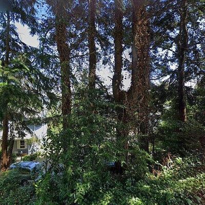 1544 Hillside Ct, Coos Bay, OR 97420