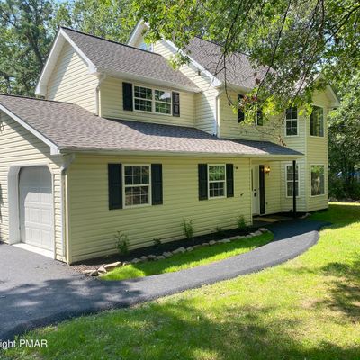 1548 Longleaf Dr, Effort, PA 18330