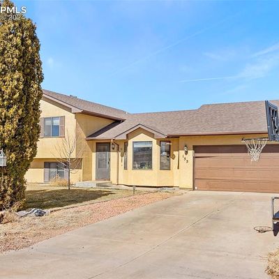 155 E Calico Dr, Pueblo, CO 81007