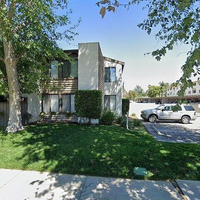 15511 Sherman Way, Van Nuys, CA 91406