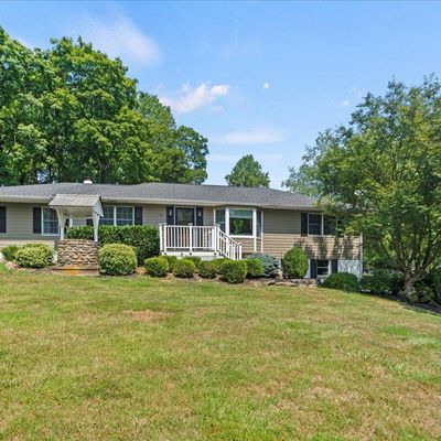 16 Hardscrabble Hill Rd, Flemington, NJ 08822