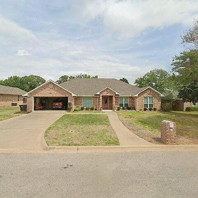 16 Lillis Park Cir, Denison, TX 75020